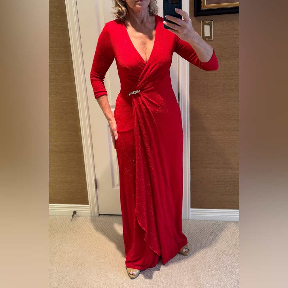 Frank Lyman Design Sparkly Red 3/4 Sleeve Dress